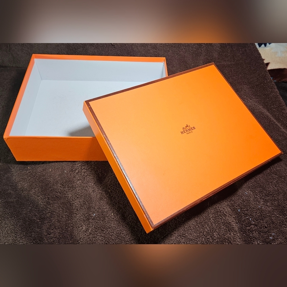 Authentic Hermès Orange Gift Box 11x9x3 Constance Jige Clutch Wallet Replacement
